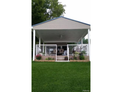 Smallwood Lake Home For Sale in Gladwin Michigan