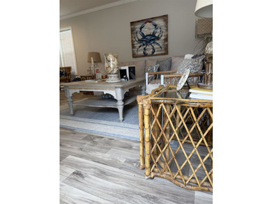 Location, location! Get ready for the summer in the heart of - photo 3