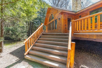 Quality-built and exceptionally maintained, this 3-bedroom - photo 8