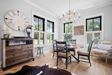 Welcome to this beautifully appointed 3-bedroom, 3.5-bath - photo 12