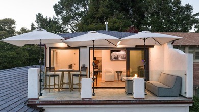 Pacific Tides is a beautifully remodeled coastal retreat located - photo 17