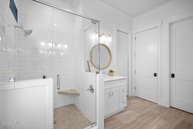Welcome to this beautifully appointed 3-bedroom, 3.5-bath - photo 34