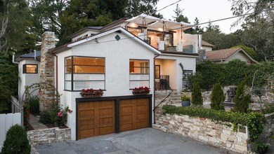 Pacific Tides is a beautifully remodeled coastal retreat located - photo 34