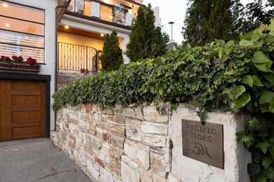 Pacific Tides is a beautifully remodeled coastal retreat located - photo 37