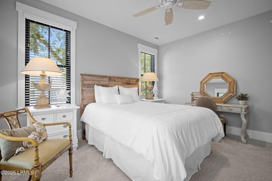 Welcome to this beautifully appointed 3-bedroom, 3.5-bath - photo 39