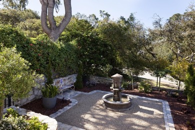 Pacific Tides is a beautifully remodeled coastal retreat located - photo 39