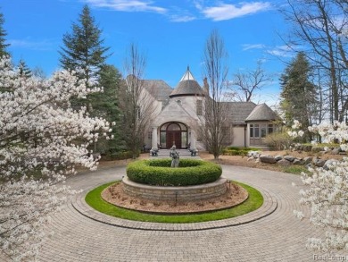 Lake Home For Sale in Bloomfield Hills, Michigan