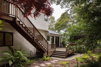 Pacific Tides is a beautifully remodeled coastal retreat located - photo 42