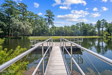 Welcome to this beautifully appointed 3-bedroom, 3.5-bath - photo 60