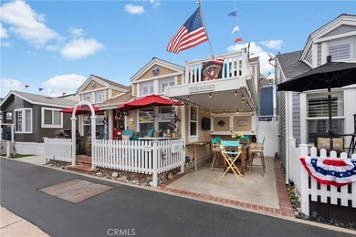 This immaculately appointed and upgraded home is just 40 paces - photo 2