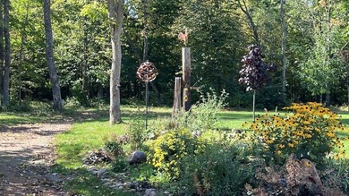 Additional listing photo 1