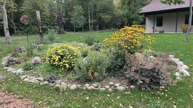 Additional listing photo 2