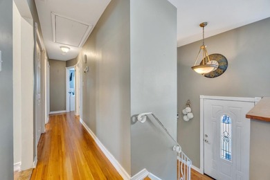 This Beautiful Well Maintained Home Perfectly Landscaped Front & - photo 14