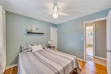 This Beautiful Well Maintained Home Perfectly Landscaped Front & - photo 16