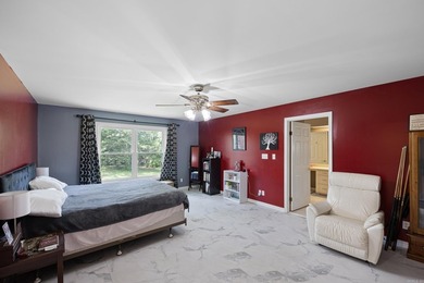 Spacious 4 bedroom, 3 full bath home offering everything you - photo 26
