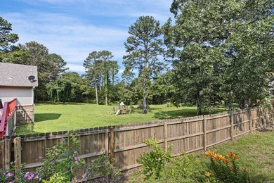 Spacious 4 bedroom, 3 full bath home offering everything you - photo 44