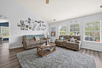 This is a short sale property. Welcome to this charming - photo 8