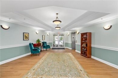 Welcome to refined 55+ living at Brookedge Village, a premier - photo 2