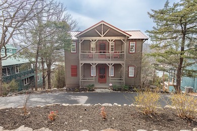 Table Rock Lake Home For Sale in Blue Eye Missouri