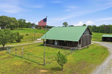 Live where the music plays! This 1,486 sq ft, 3-bedroom, 3-bath - photo 2