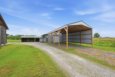 Live where the music plays! This 1,486 sq ft, 3-bedroom, 3-bath - photo 4