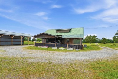 Live where the music plays! This 1,486 sq ft, 3-bedroom, 3-bath - photo 5