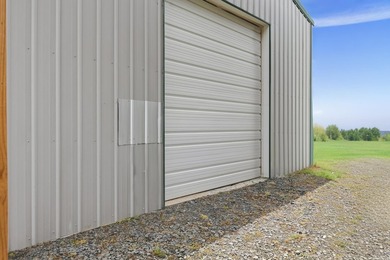 Live where the music plays! This 1,486 sq ft, 3-bedroom, 3-bath - photo 10