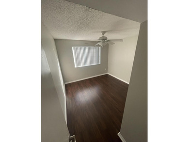 Welcome to your three-bedroom, two-bathroom waterfront - photo 13
