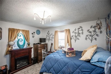 Move in Condition! Incredible views of the Lake Of The Ozarks - photo 9