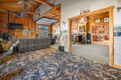 Introducing the Reverse C Ranch, a landmark 6,576-acre combined - photo 19