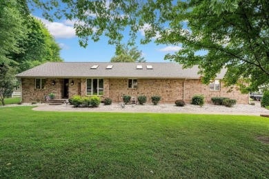 Lake Home For Sale in Madisonville, Kentucky
