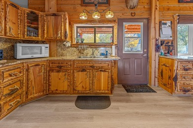Introducing the Reverse C Ranch, a landmark 6,576-acre combined - photo 27