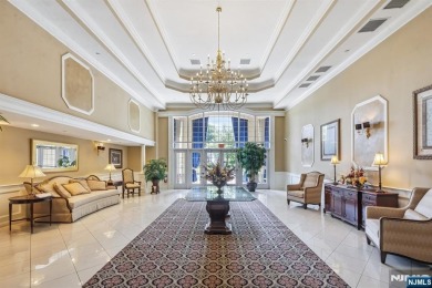 Welcome to Windsor Court Condominiums! A luxury (80 unit)