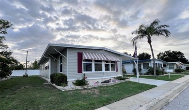 Welcome to your Florida dream home in the highly desirable - photo 3