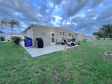 Welcome to your Florida dream home in the highly desirable - photo 5