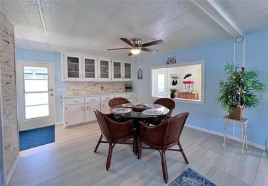 Welcome to your Florida dream home in the highly desirable - photo 8