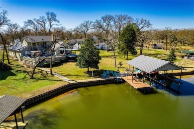 Lake Home For Sale in Trinidad, Texas