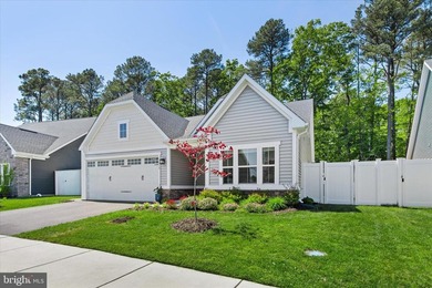 Welcome to Perry's Retreat, an exquisite coastal-inspired - photo 3