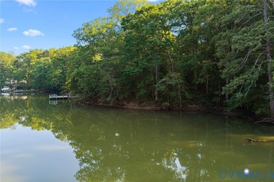 Waterfront Opportunity - 3 Lots Total (1.77 Acres)! Professional - photo 1