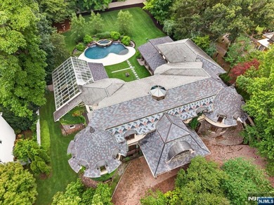 A rare opportunity to own one of Closter's signature residences - photo 4