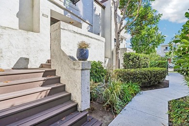 A rare find in coastal Sea Colony, this highly sought-after Plan - photo 1