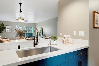 Welcome to this beautifully maintained 2-bedroom, 1-bath condo - photo 8
