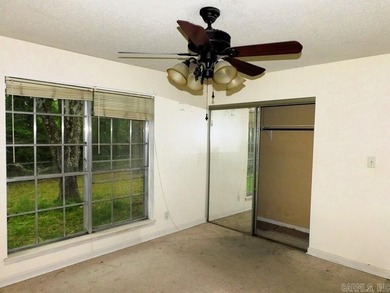 Affordable one-story brick traditional style home conveniently - photo 10