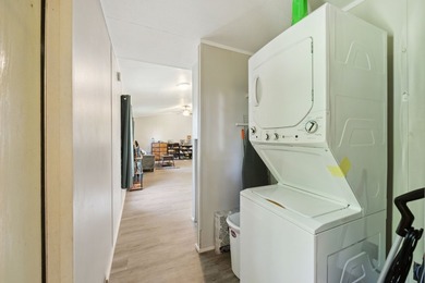Lake Life Living Awaits! Welcome to your perfect retreat in the - photo 22