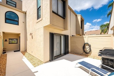 Highly sought-after waterfront community offering ocean access - photo 6