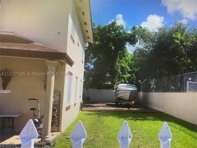 Zoned T5-L Residential Medium Retail. Urban Development Boundary - photo 2