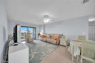 Welcome to Silver Cove in Punta Gorda. This beautifully updated - photo 6