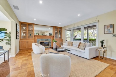 Love at first sight! A welcoming open-concept floorpan greets - photo 7