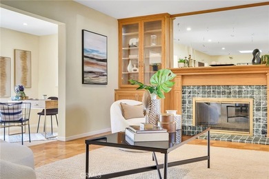 Love at first sight! A welcoming open-concept floorpan greets - photo 8