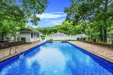 Welcome to 138 River Road, Shirley - a beautifully maintained - photo 1